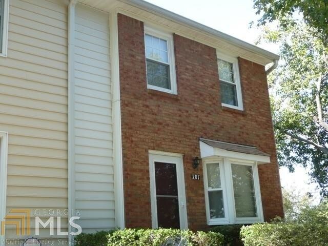 Primary Photo - 101 Old Ferry Way
