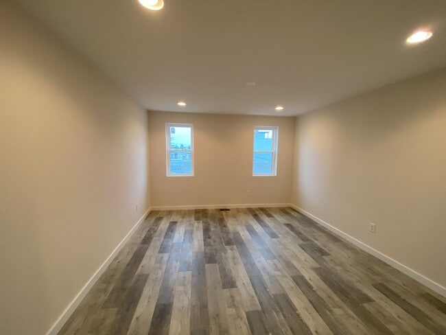 Building Photo - 2609 Almond St