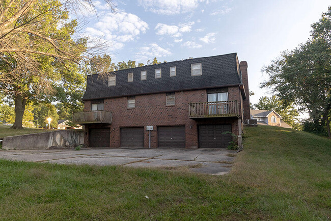 Foto del edificio - 1003 Canterbury Dr