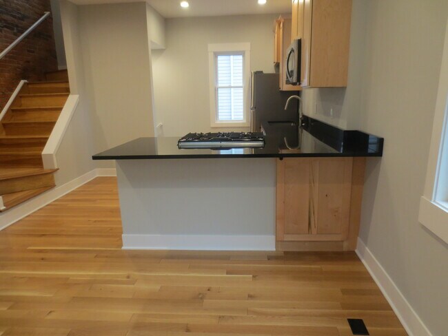 Building Photo - 1788 W 44th St