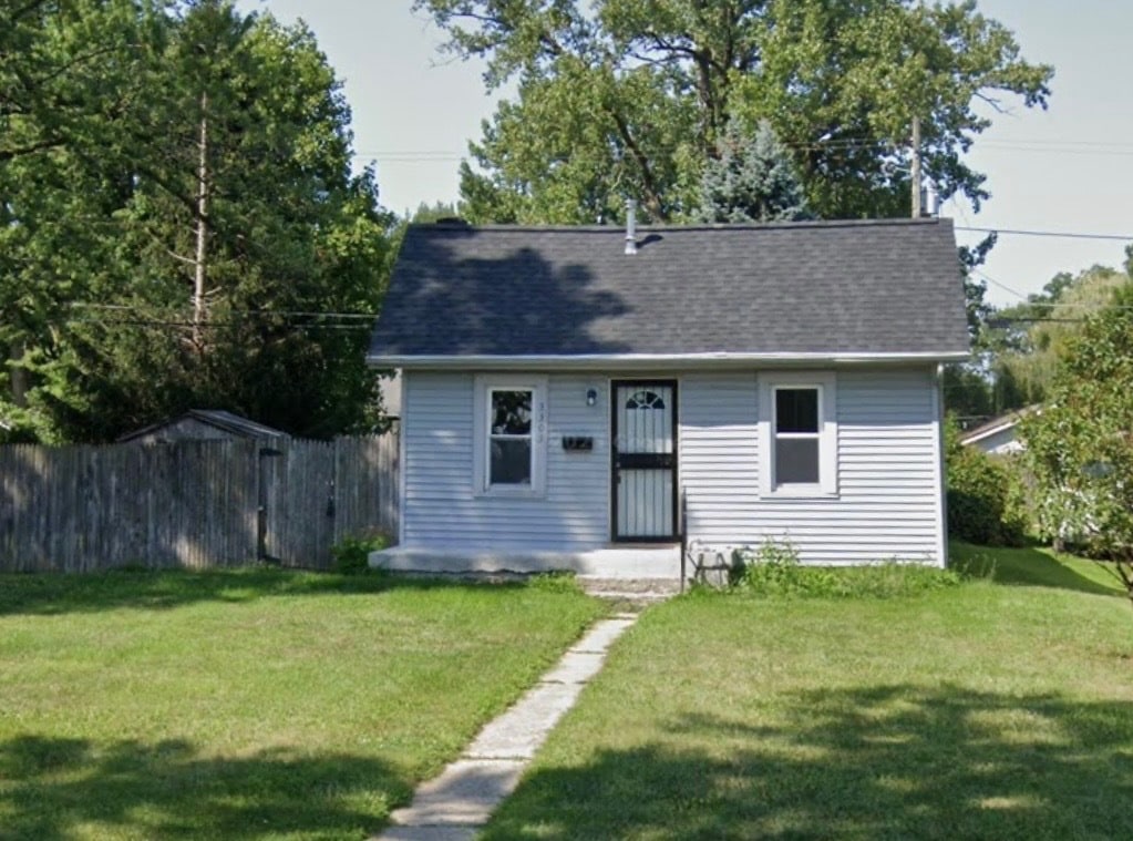 Foto principal - 3303 Harvester Ave