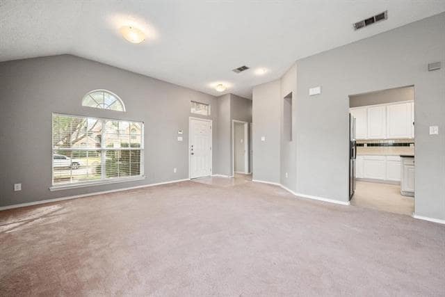 Building Photo - 7700 Glenoaks Dr