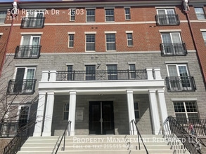 Building Photo - 500 Regatta Dr