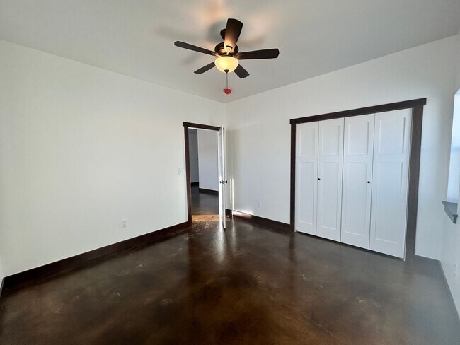 Foto del edificio - 487 Ashleigh Ln