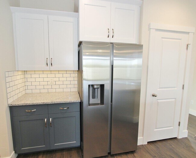 Building Photo - 5857 N Backfire Wy