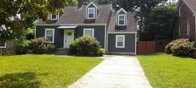 Foto del edificio - COMING SOON - 2 Bedroom 2 Bath home with f...