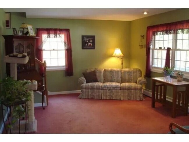 Building Photo - 3-Bedroom, 3-Bathroom Home in Essex Junction