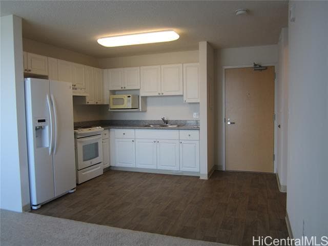 Building Photo - 801 South St