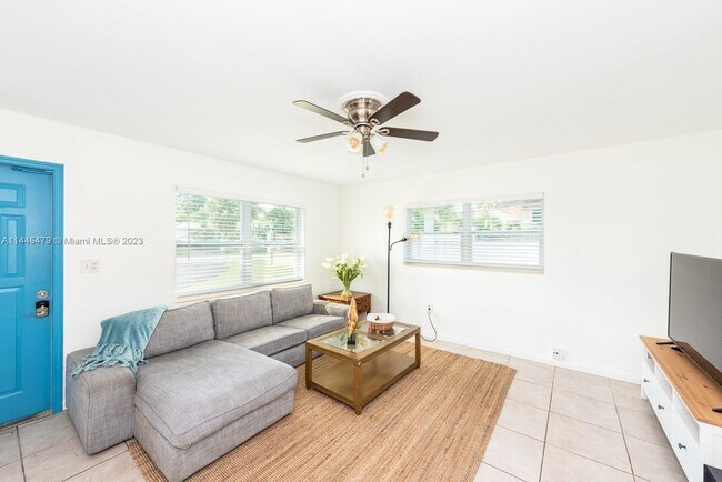 Foto del edificio - 8265 SW 5th St