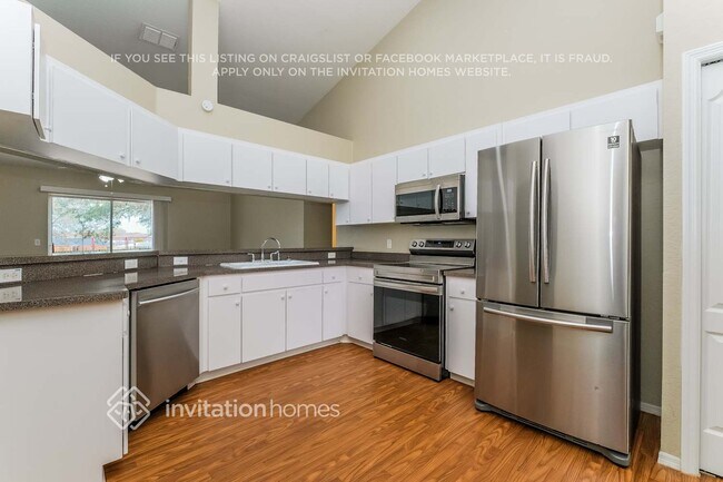 Building Photo - 3029 Wentworth Pl