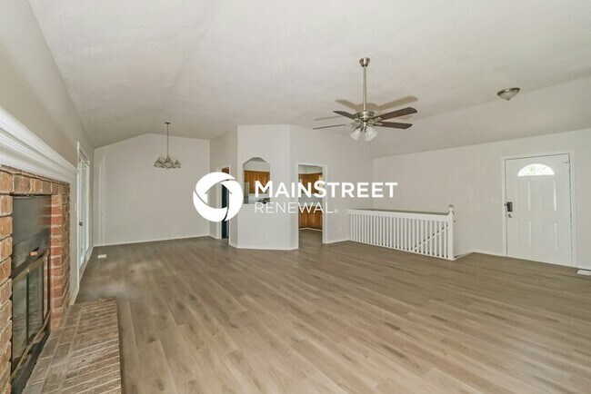 Foto del edificio - 3 Bedroom Pet-Friendly Home in Kansas City, MO with Main Street Renewal