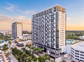 Building Photo - 5300 Paseo Blvd