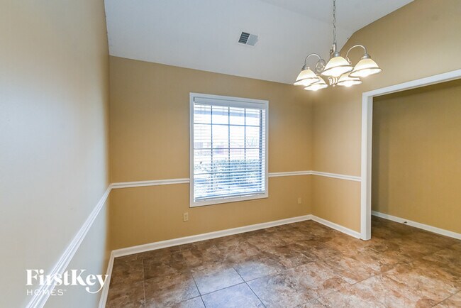 Building Photo - 4311 Gin Wade Cove