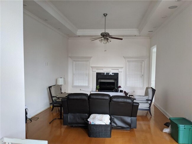 Building Photo - 607 SE Jamaica Dr