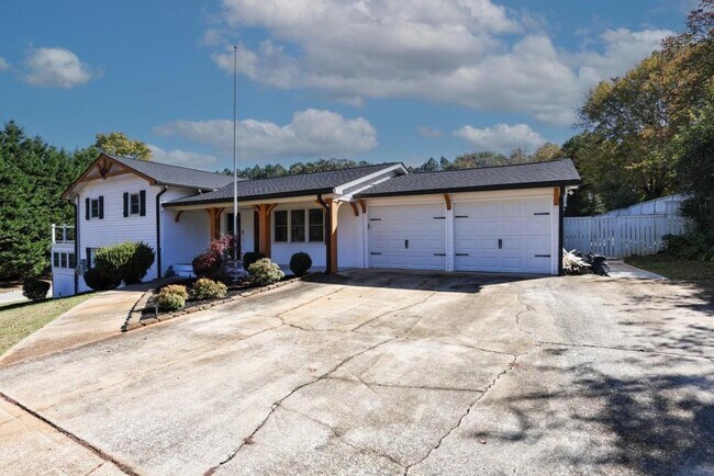 Foto del edificio - 6157 Orville Dr