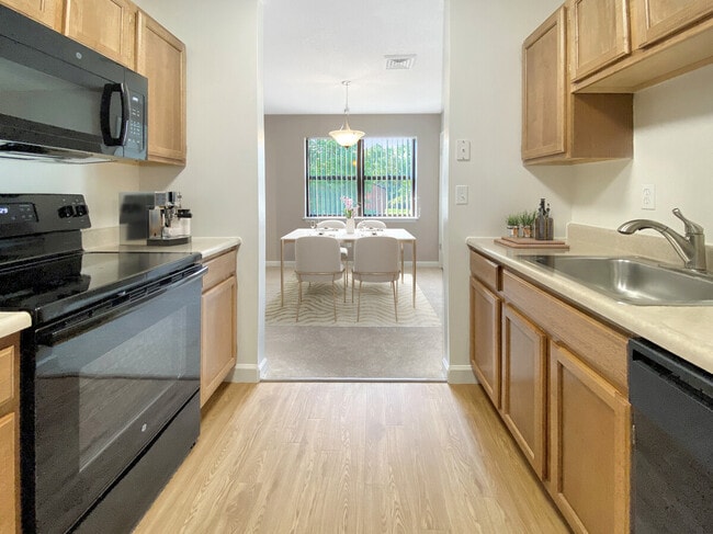 Building Photo - Fairwood