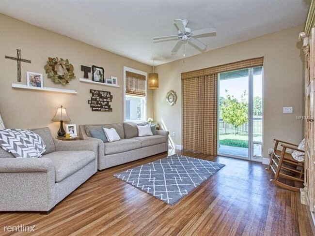 Foto del edificio - 3 br, 2 bath House - 2416 Sabastian Street...