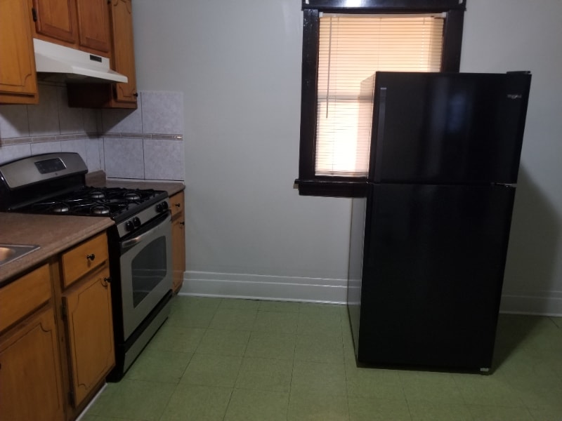 Photo - 300 N Lockwood Ave (Chicago, IL)