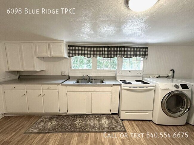 Foto del edificio - 6098 Blue Ridge Turnpike