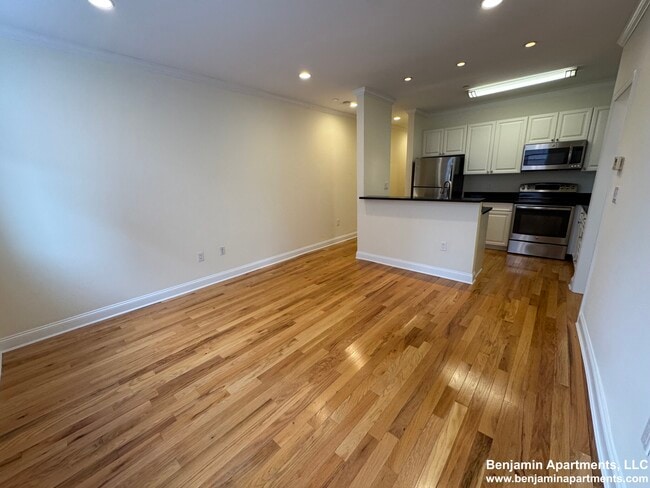 Building Photo - 11 Chauncy St