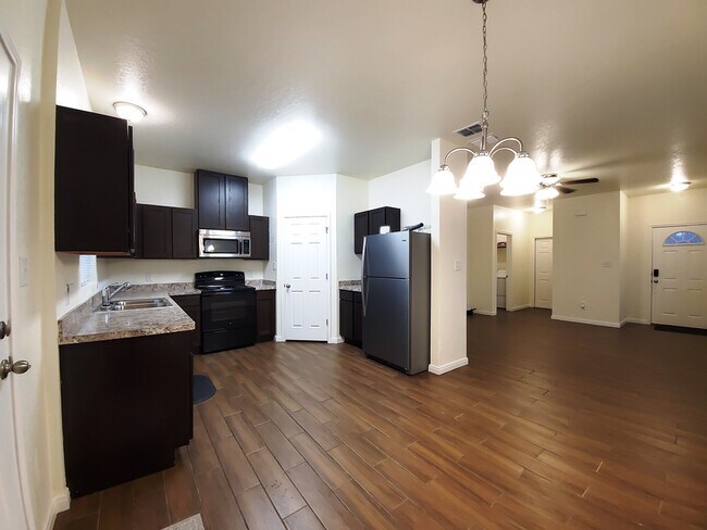 Foto del edificio - 8715 8th St