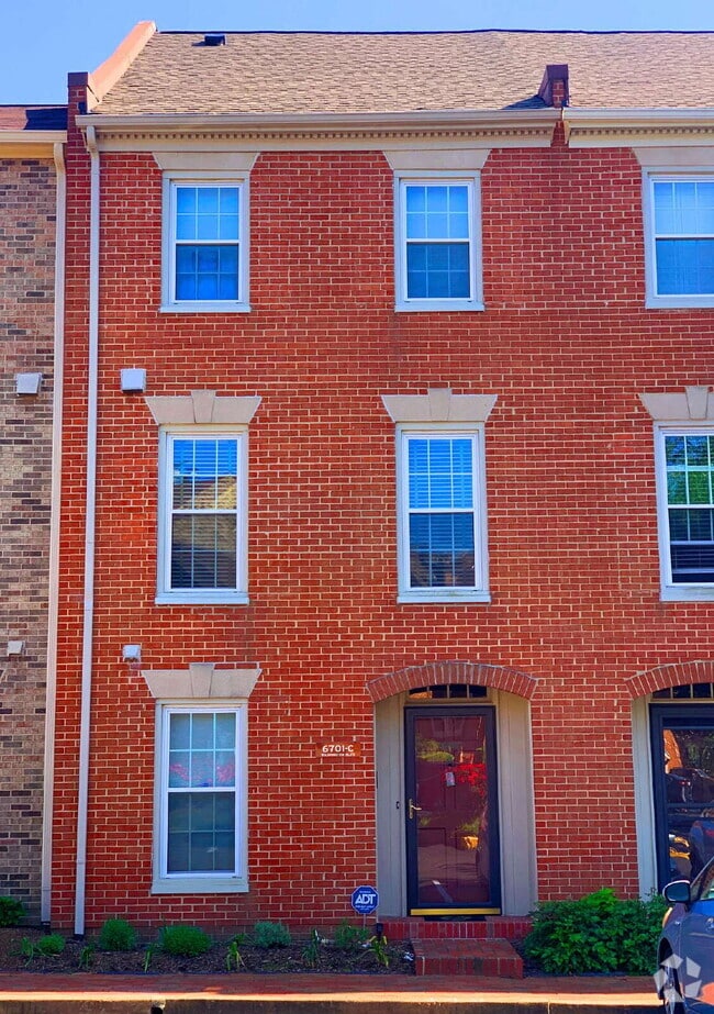 Building Photo - 6701 Washington Blvd