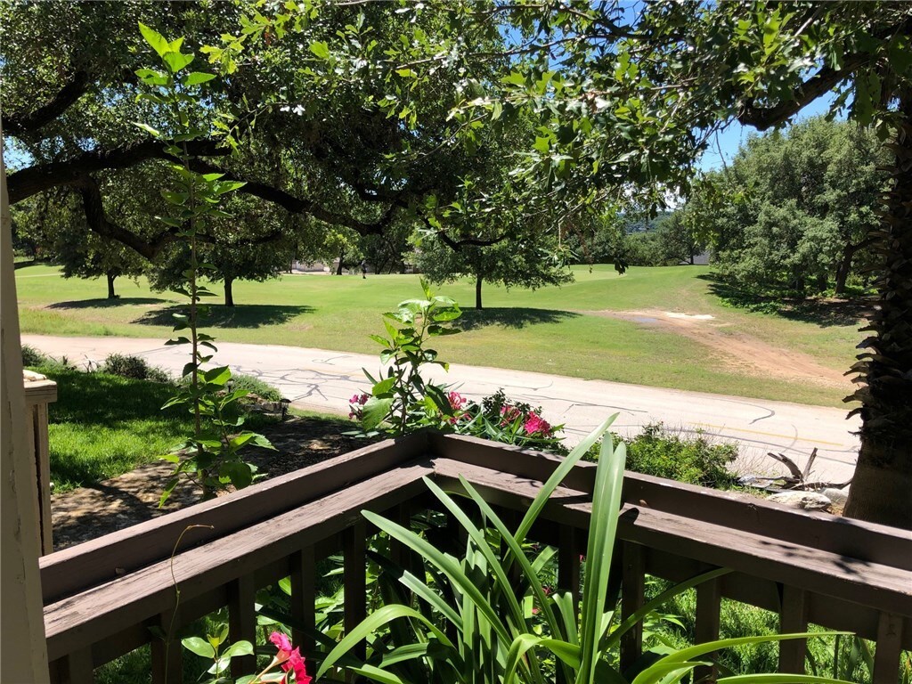 539 Demarett Dr, Lago Vista, TX 78645 Townhome Rentals in Lago Vista