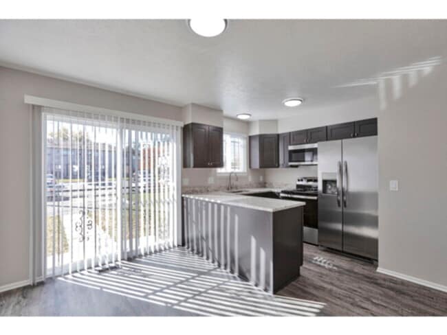 Photo - 3930 W Walsh Pl Townhome