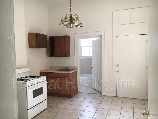 Foto del edificio - 3029 Iberville St