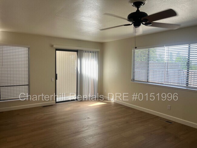 Building Photo - Piedmont-Montclair-2units