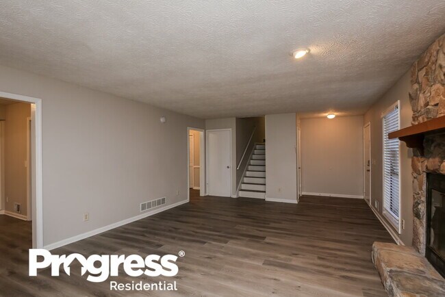 Foto del edificio - 3384 Sheree Trail