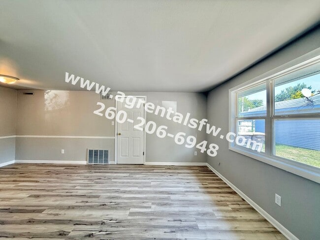 Building Photo - 802 Goshen Ave