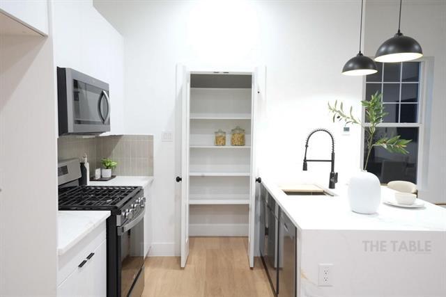 Foto del edificio - 629 N Tyler St