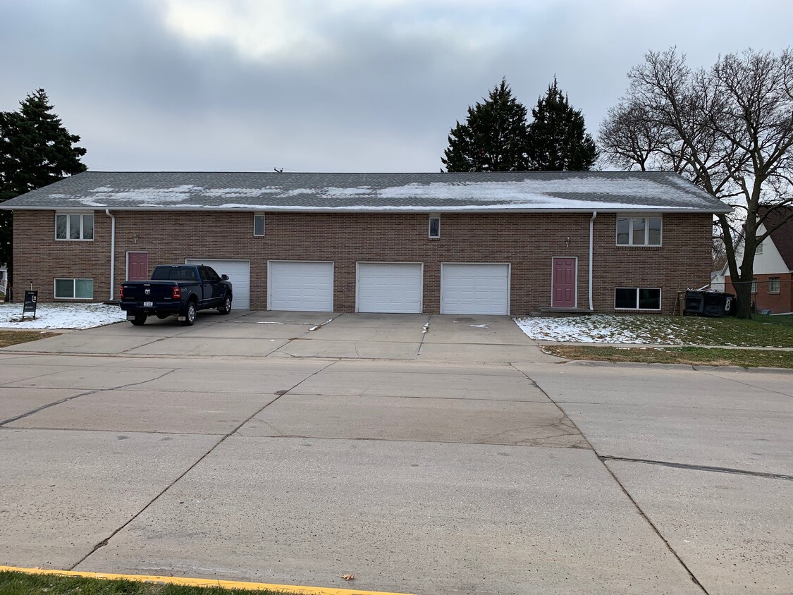 Foto principal - 903 2nd St