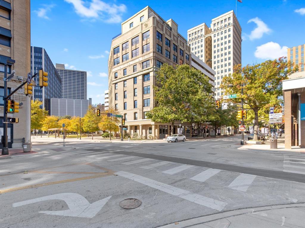 Foto principal - 910 Houston St