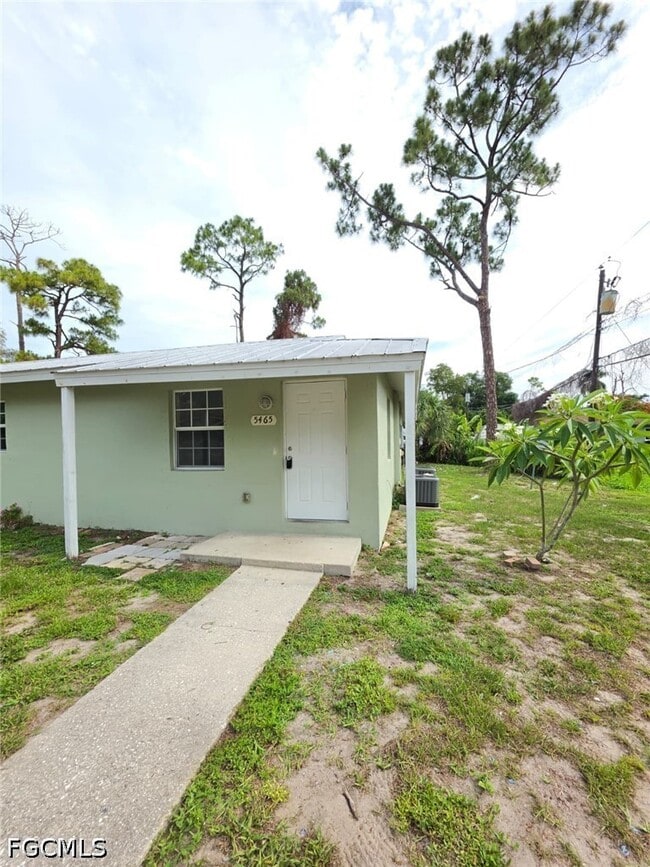 Building Photo - 5465 Sago Ave