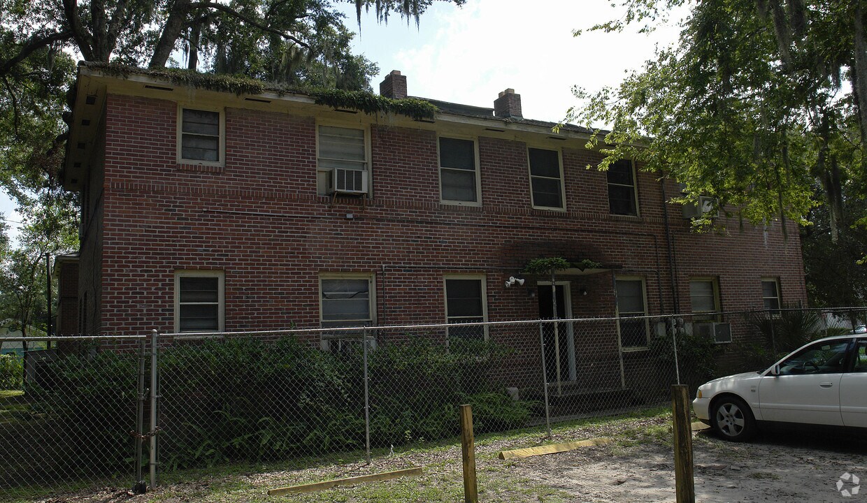 Foto del edificio - 715 SW 9th St