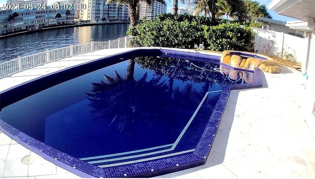 Foto del edificio - 720 NE 28th Ave