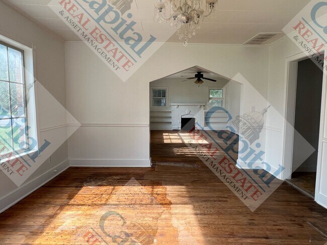 Foto del edificio - Spacious 3 Bedroom