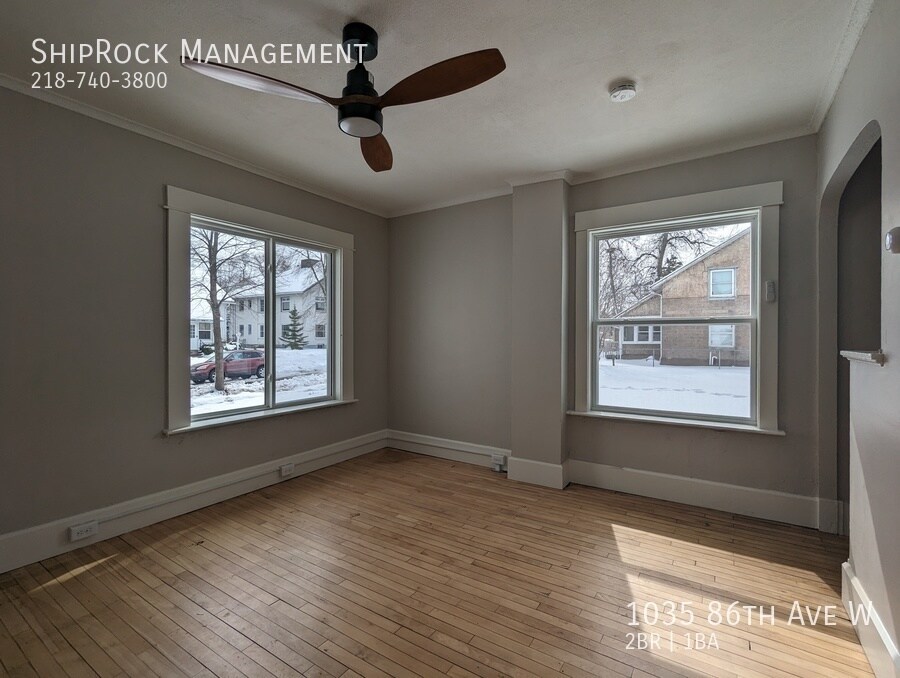Primary Photo - 1035 86th Ave W