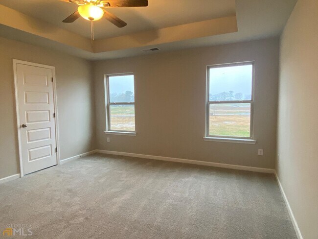 Building Photo - 100 Cornwell Way