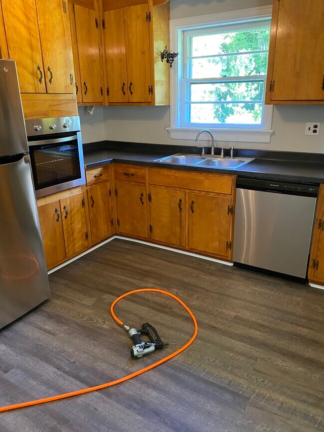 Cocina - 3690 Old Buckingham Rd