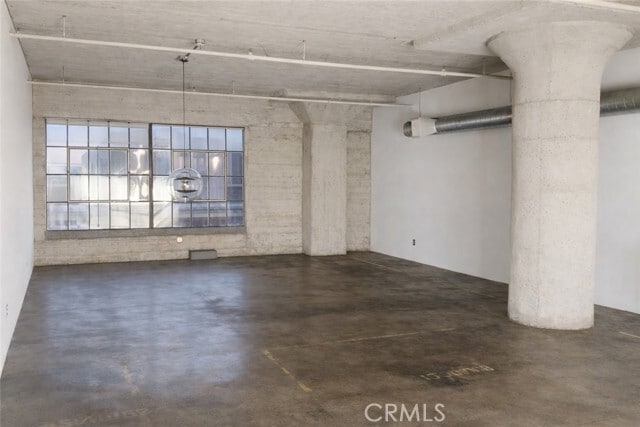 Building Photo - 1855 Industrial St