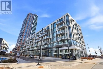 Building Photo - 10 Lagerfeld Dr