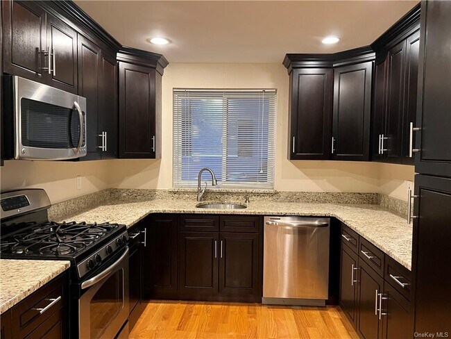 Foto del edificio - 339 N Greeley Ave