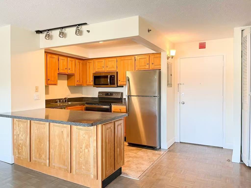 Foto principal - 1025 Hancock St