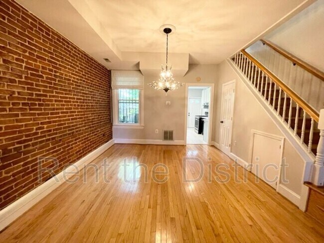 Foto del edificio - 525 5th St NE
