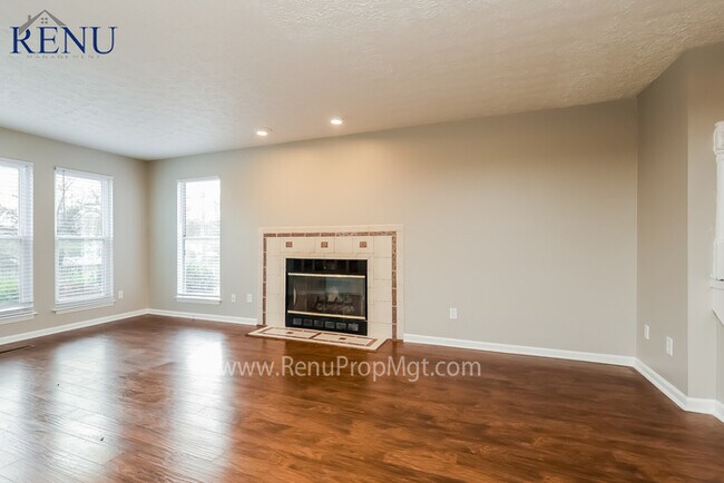 Building Photo - 109 Summerlake Pl