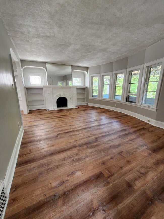 Building Photo - 3634 Hildana Rd