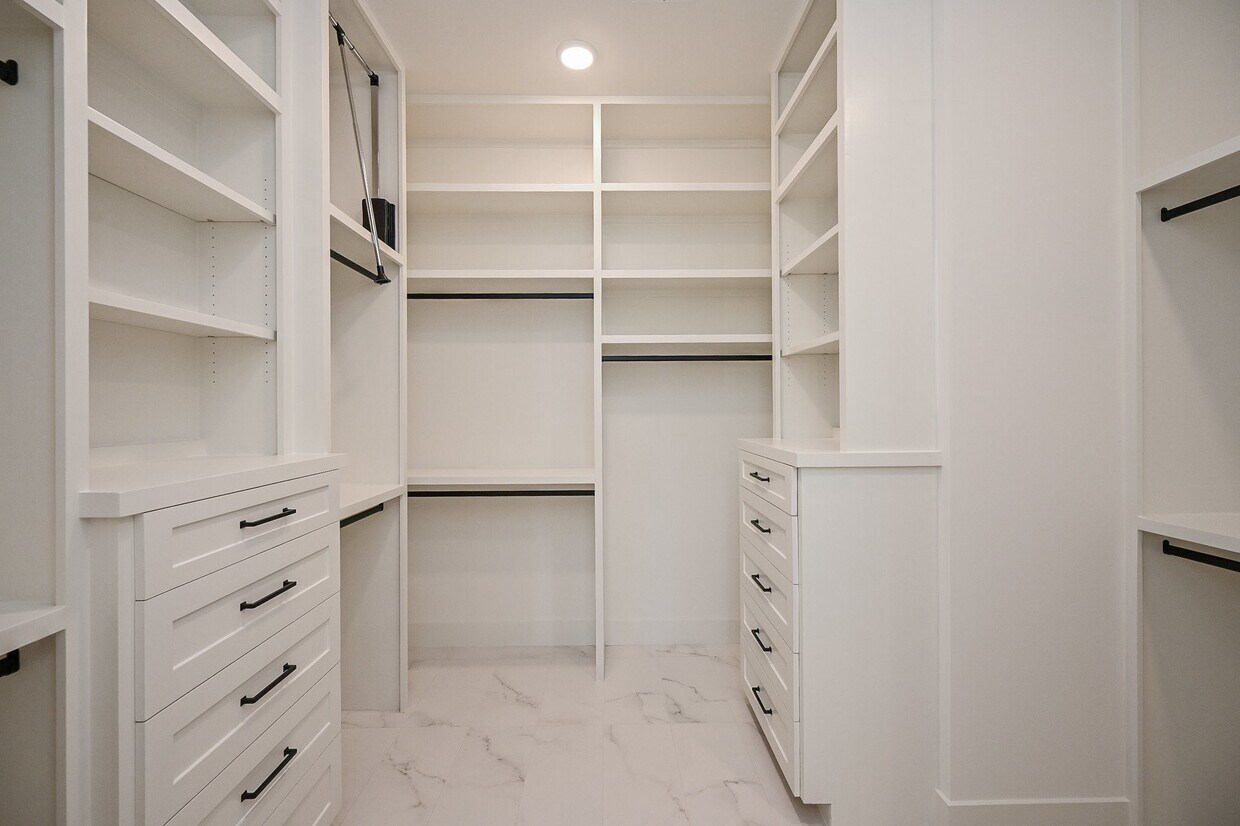 Foto del edificio - 4705 Gibson St